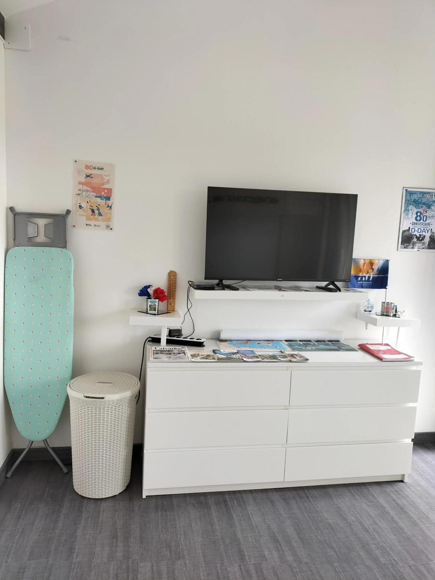 Studio Charmant A Vierville Sur Mer 30M² Avec Jardin Exterior photo