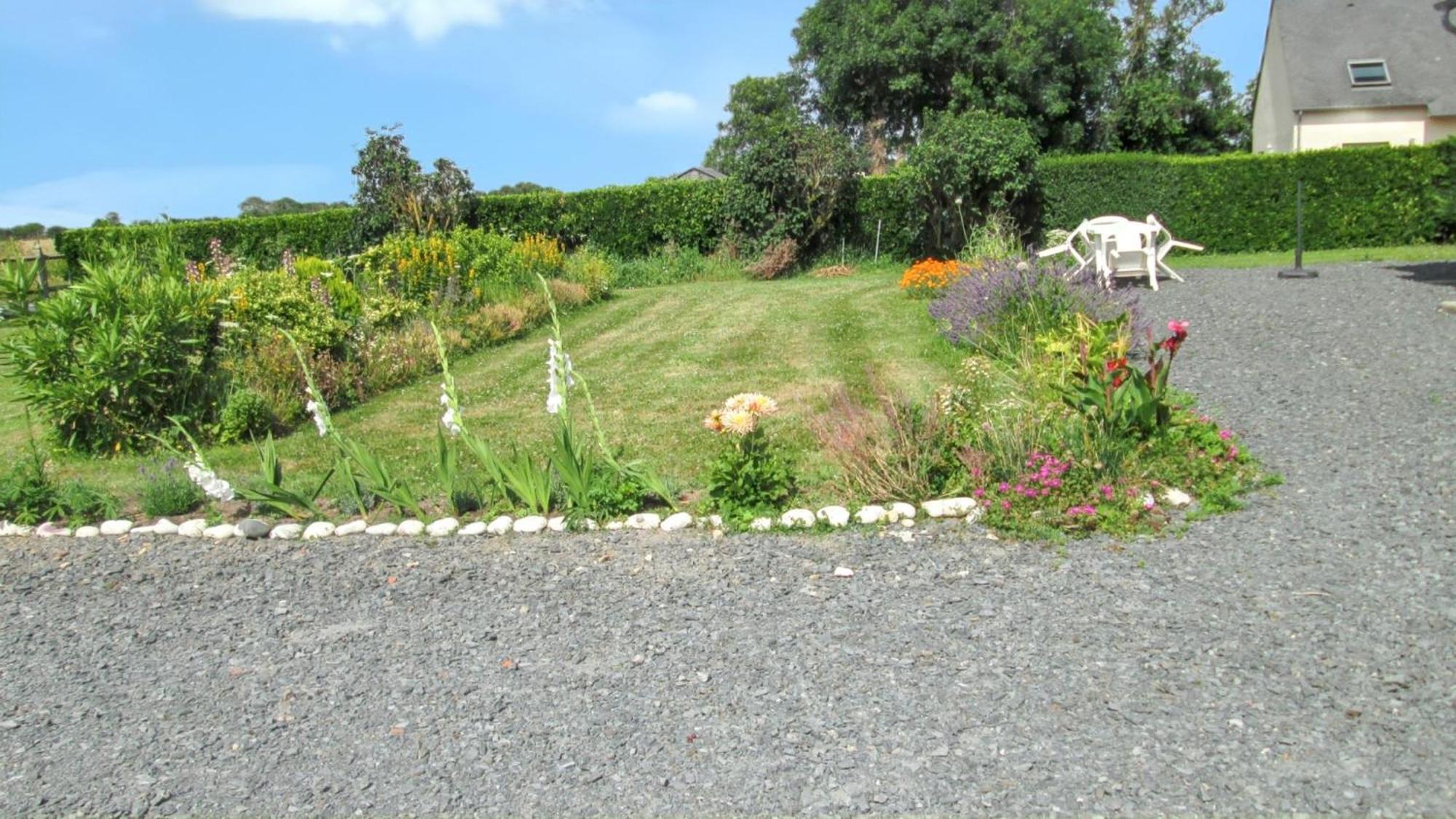Studio Charmant A Vierville Sur Mer 30M² Avec Jardin Exterior photo